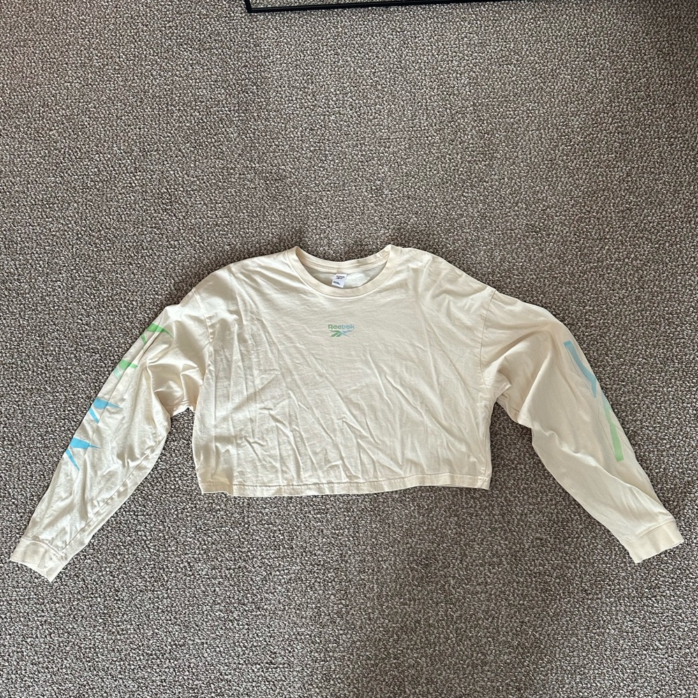 Baby yellow Reebok long sleeve crop top
